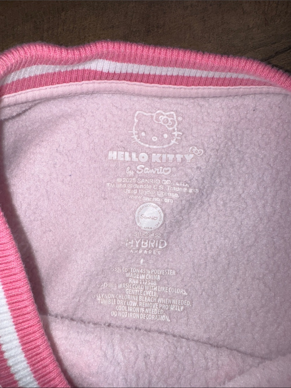 Hello Kitty Pink Colorblock Sweatshirt Sanrio Kawaii Women’s Large - Picture 2 of 3